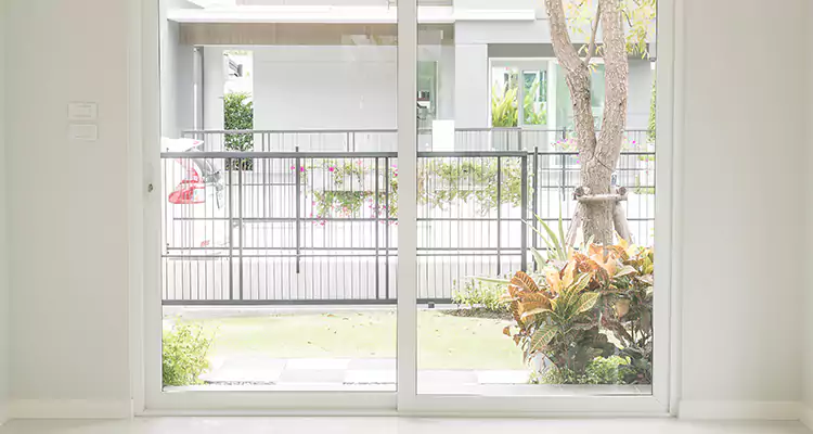 Balcony Screen Door Repair in Hialeah, FL