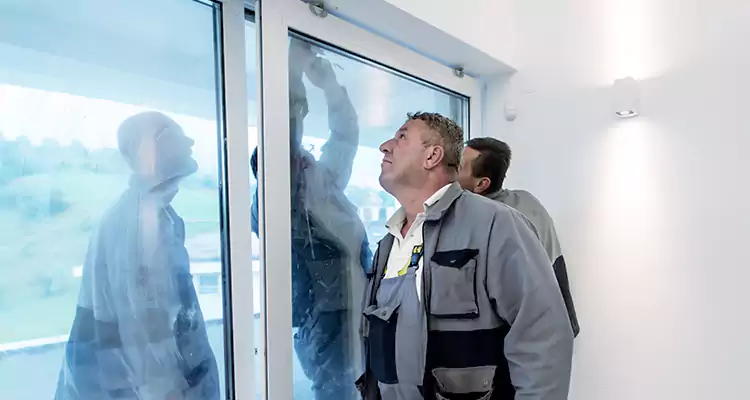 Retractable Screen Door Repair in Hialeah, FL