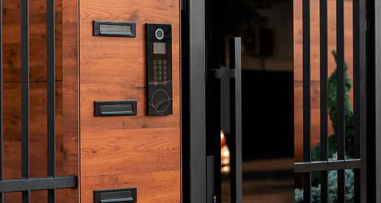 Automatic Door Maintenance in Hialeah, FL