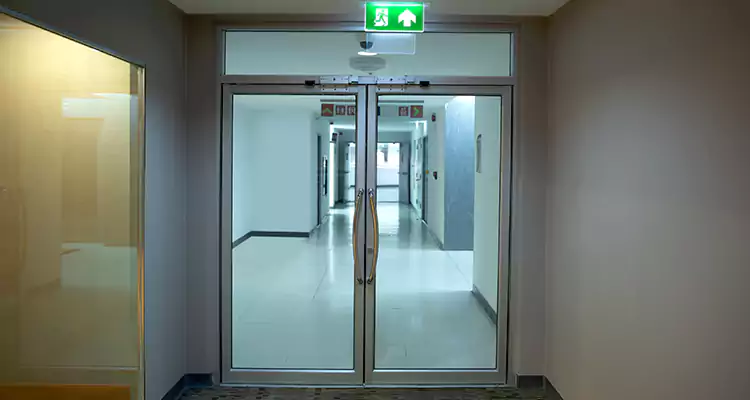 Emergency Glass Door Repair in Hialeah, FL