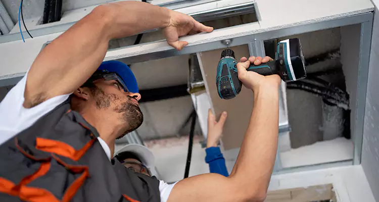 Emergency Overhead Door Repair in Hialeah, FL