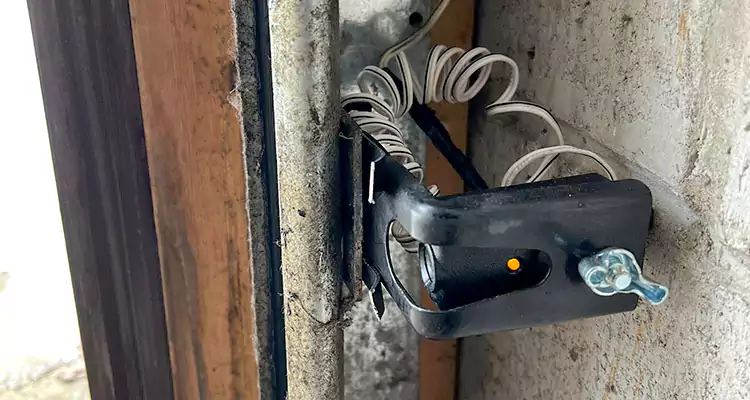 Fix Broken Garage Door Sensor in Hialeah, FL
