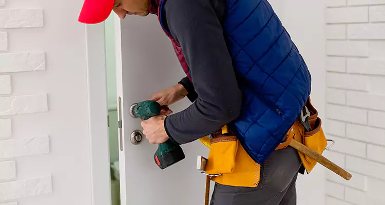 Residential Door Repair in Hialeah, FL