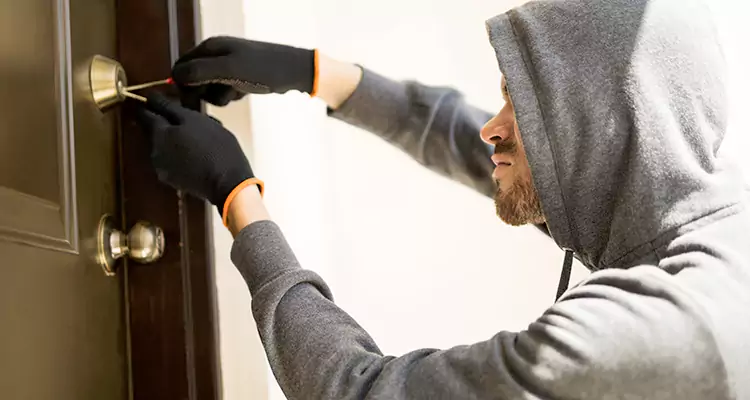 Emergency Motel Lock Repairs—Available 24/7 in Hialeah, FL