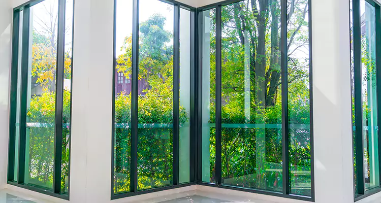 Folding Glass Balcony Door Repair in Hialeah, FL