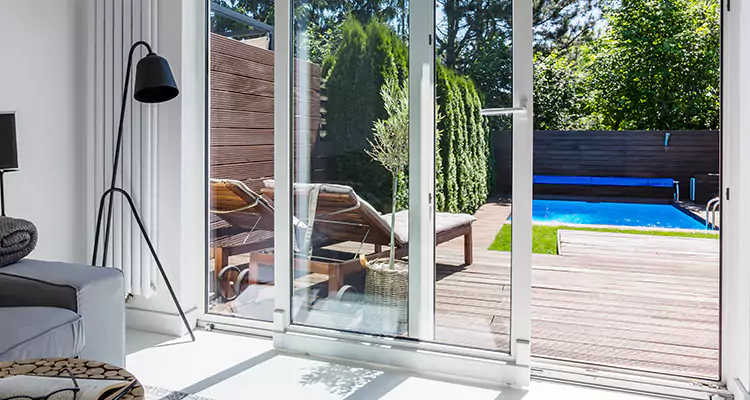 Fixing A Sliding Screen Door Roller in Hialeah, FL