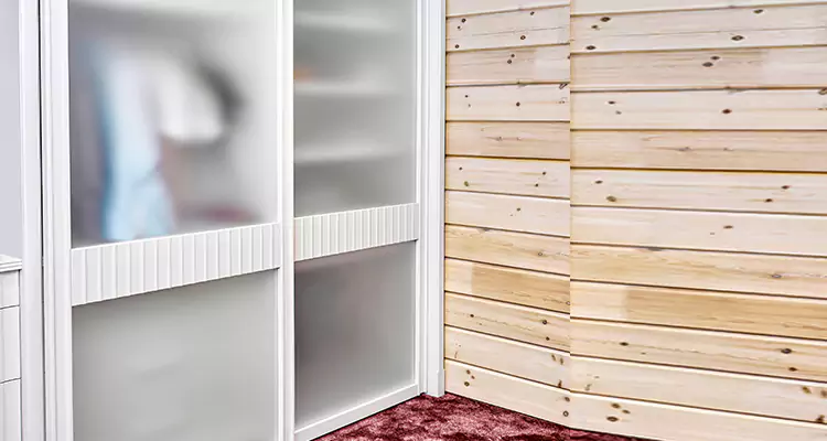 Sliding Closet Door Rollers Replacement in Hialeah, FL